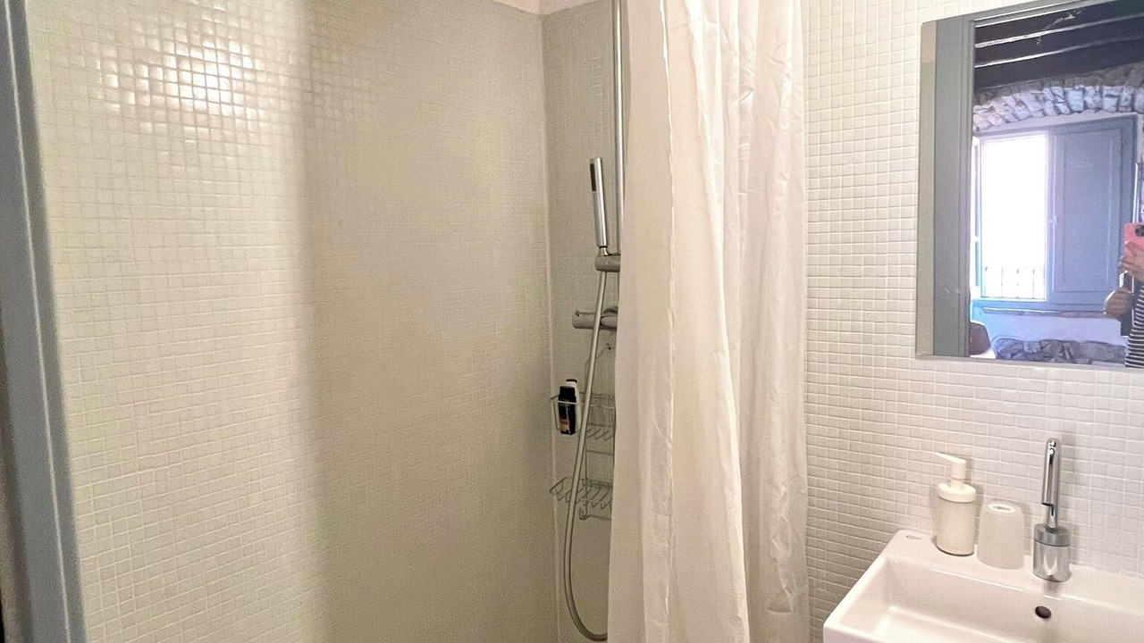 Photo of Bathroom in Bosa Historic Centre