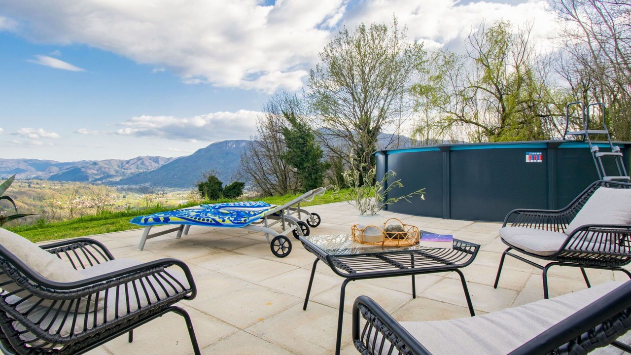 Photo of Patio Balcony in Mologno
