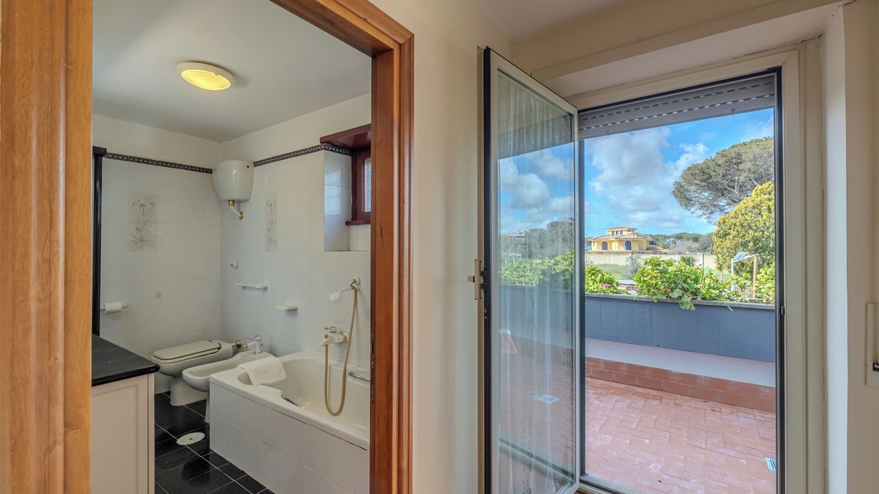 Photo of Bathroom in Zona XLV Castel di Guido