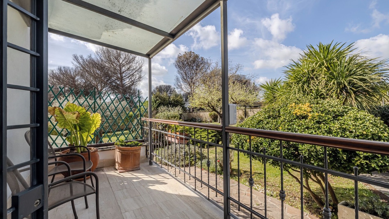 Photo of Patio Balcony in Zona XLV Castel di Guido