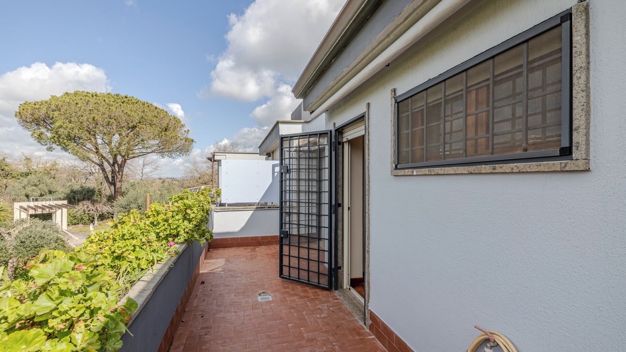 Photo of Patio Balcony in Zona XLV Castel di Guido