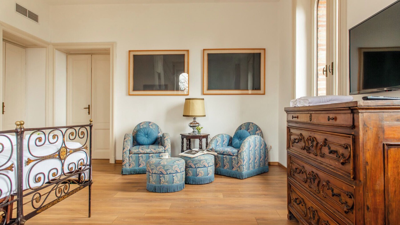Photo of Bedroom in Travedona-Monate