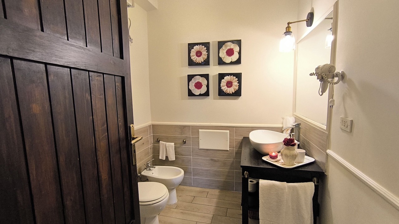 Photo of Bathroom in Catona