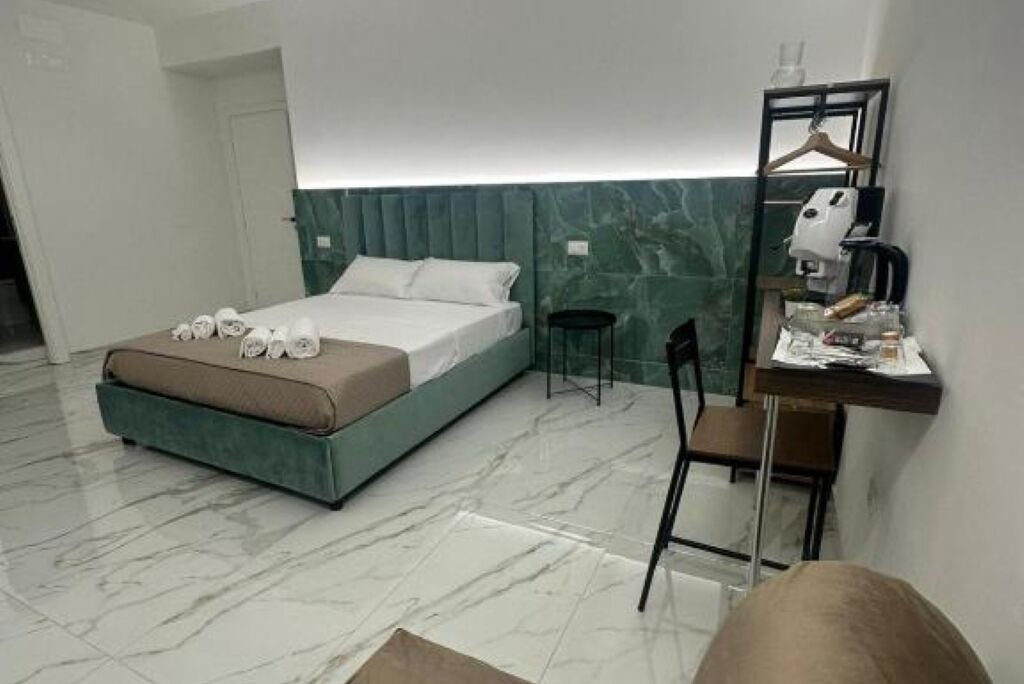 Photo of Bedroom in Naples