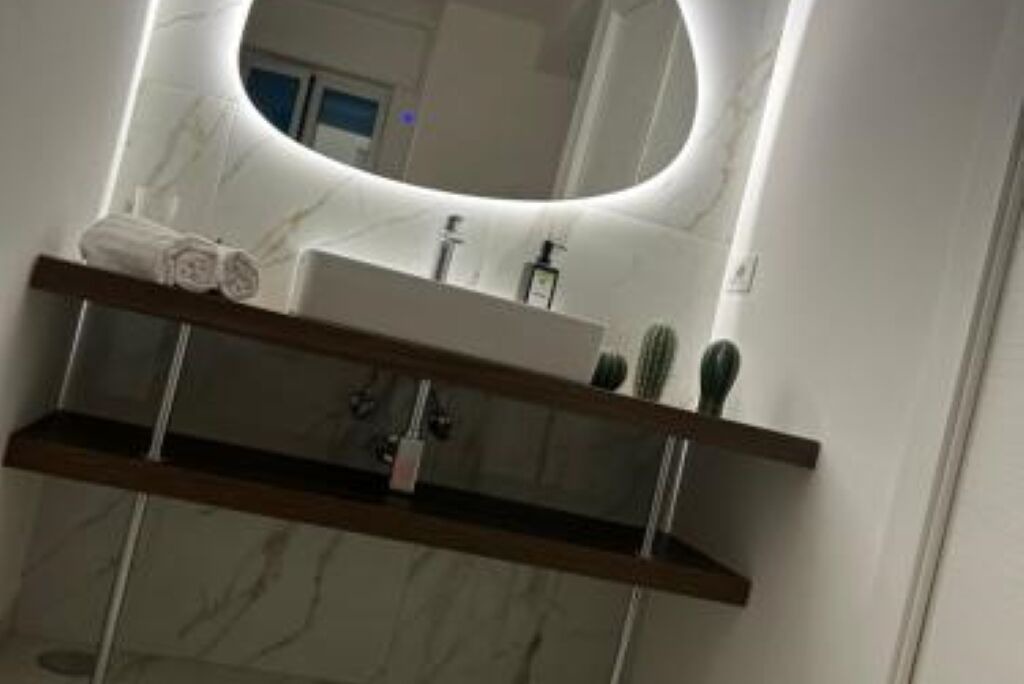 Photo of Bathroom in Naples