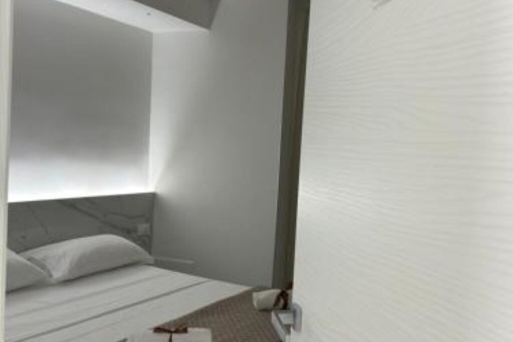 Photo of Bedroom in Naples