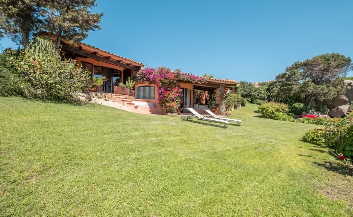 Photo of Patio Balcony in Punta Sardegna