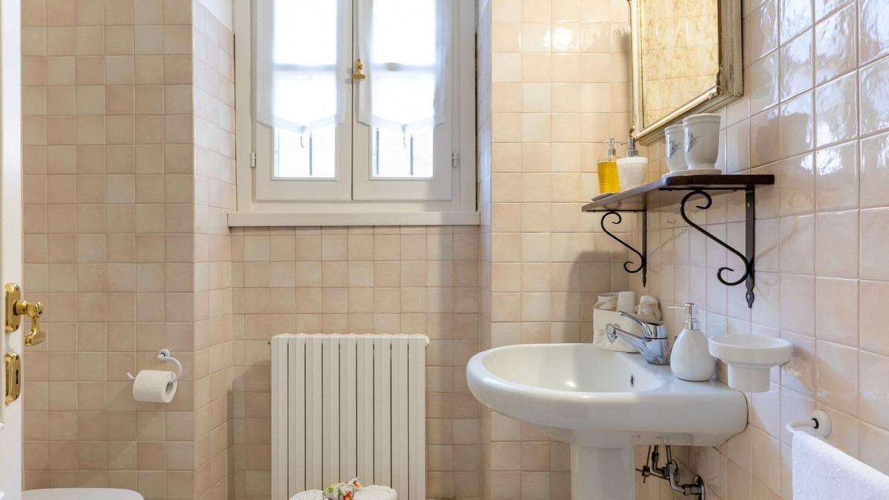 Photo of Bathroom in Borgo Ticino