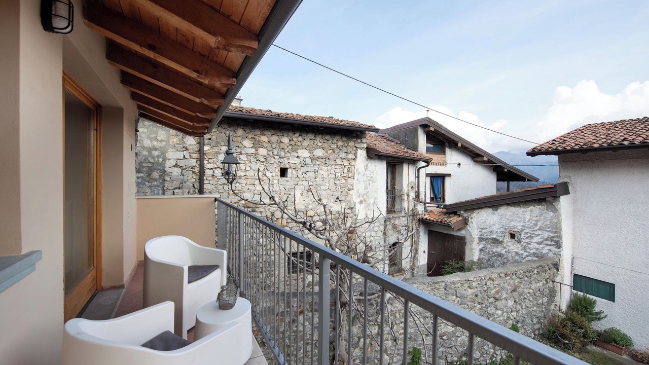 Photo of Outdoor in Esmate