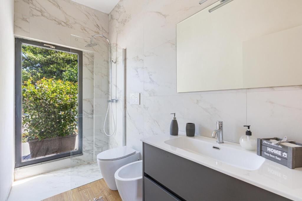 Photo of Bathroom in Matino