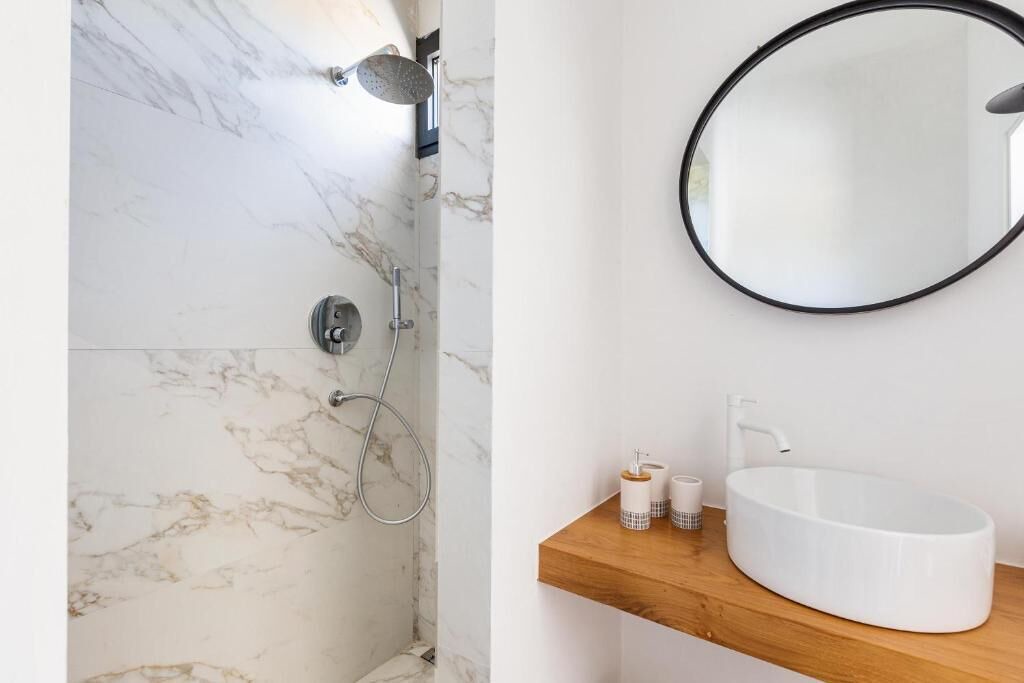 Photo of Bathroom in Matino