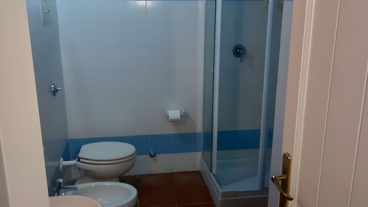 Photo of Bathroom in Tiriddo