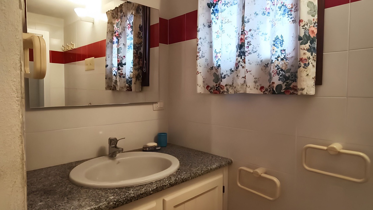 Photo of Bathroom in Tiriddo