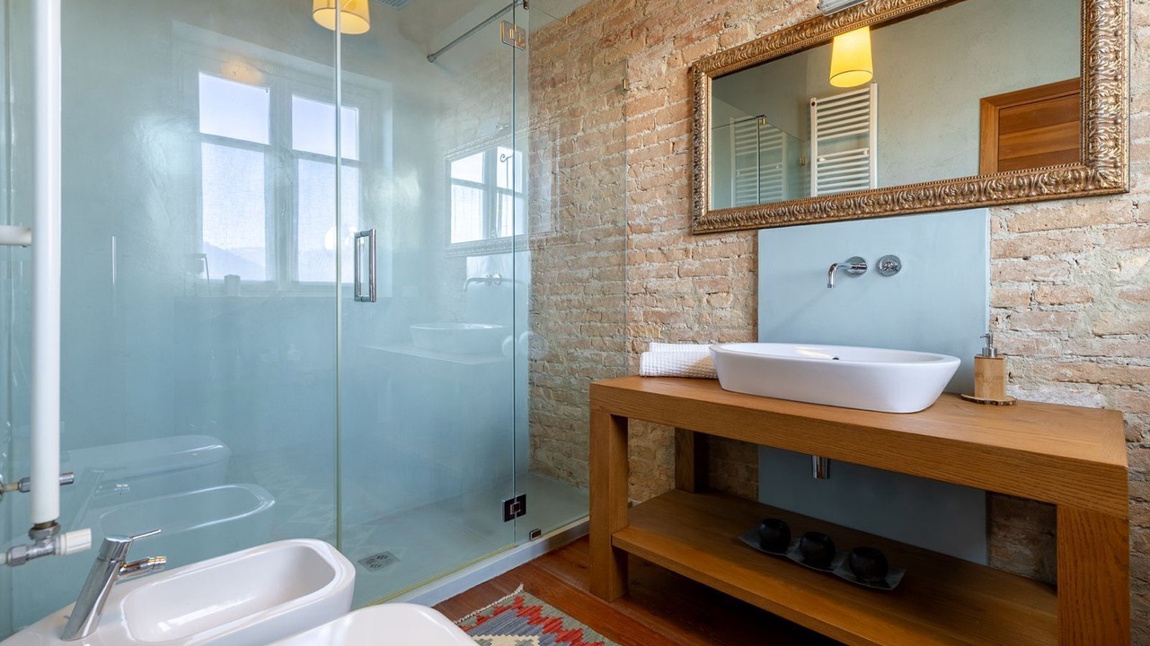 Photo of Bathroom in Monforte d'Alba