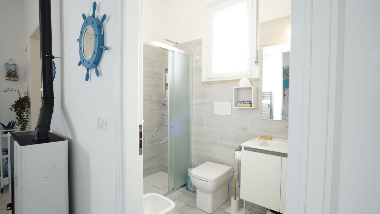 Photo of Bathroom in Lido delle Nazioni