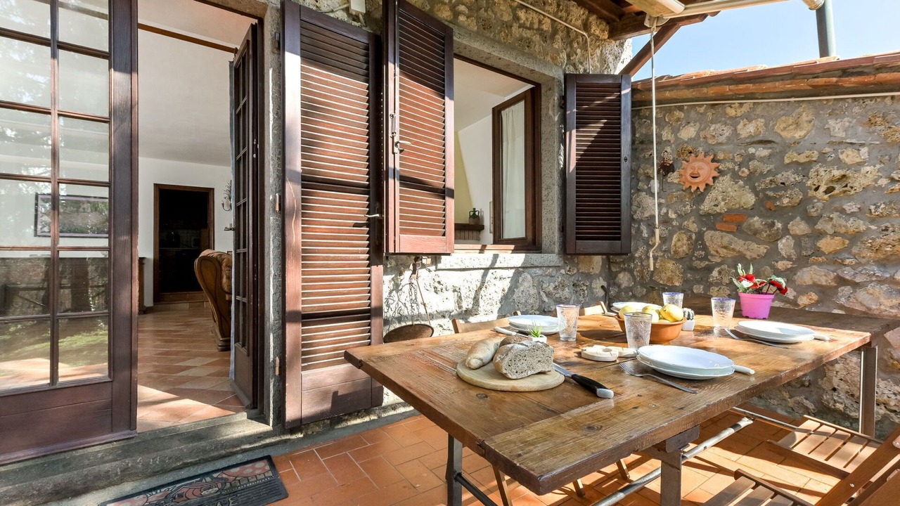 Photo of Patio Balcony in Montieri