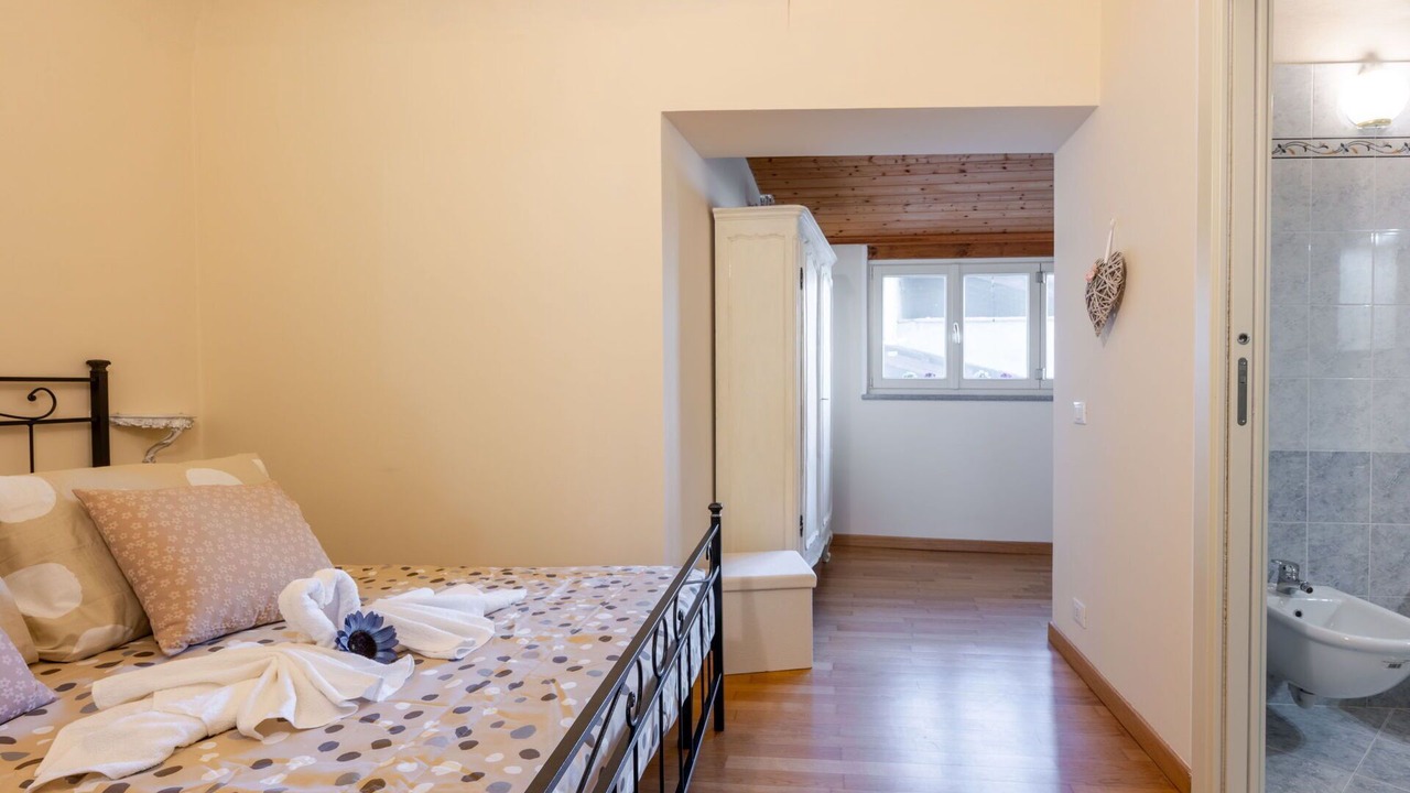 Photo of Bedroom in Costigliole d'Asti