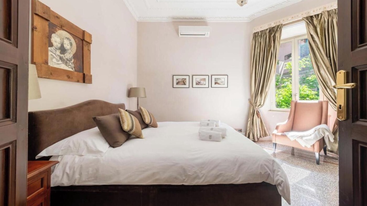 Photo of Bedroom in Flaminio