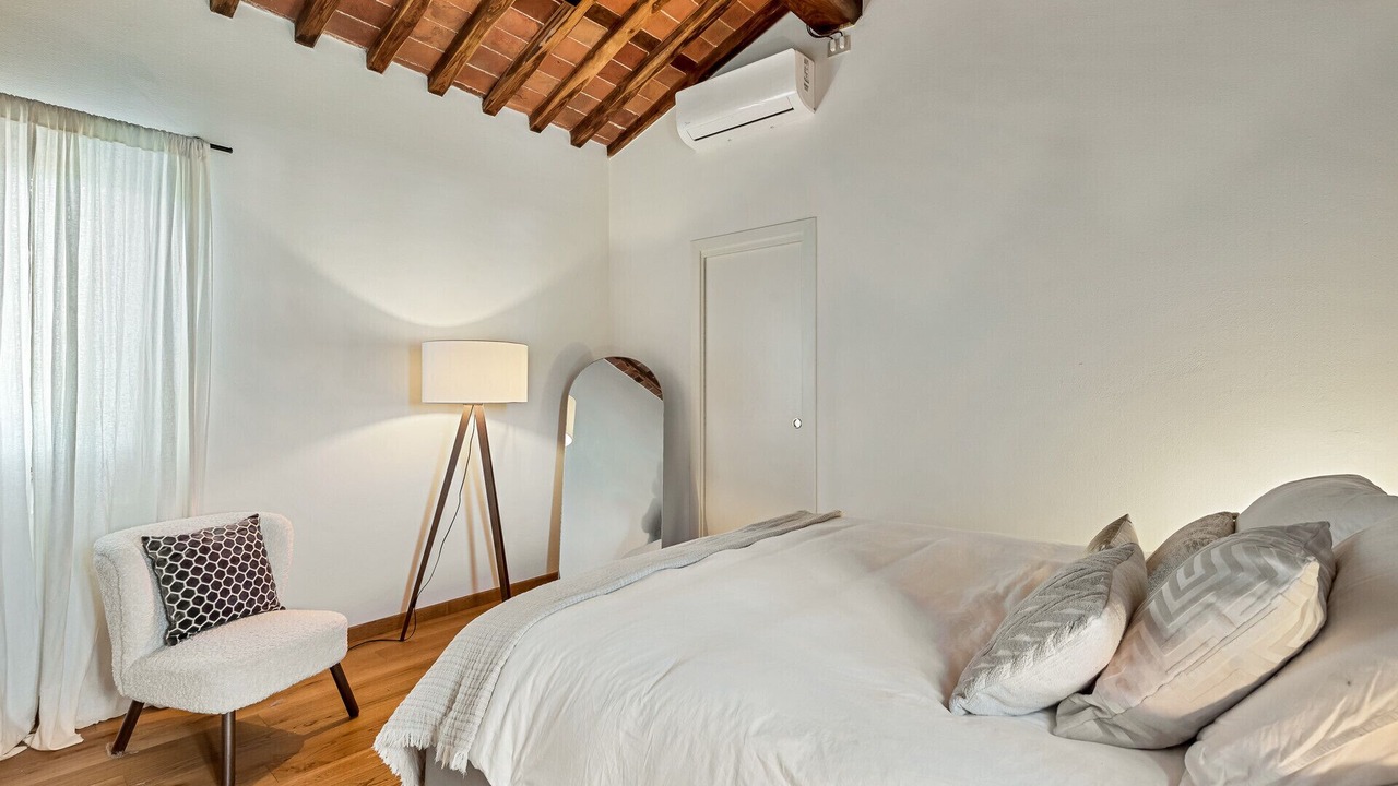 Photo of Bedroom in Pietrasanta