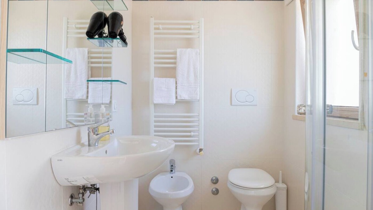 Photo of Bathroom in Fregenae