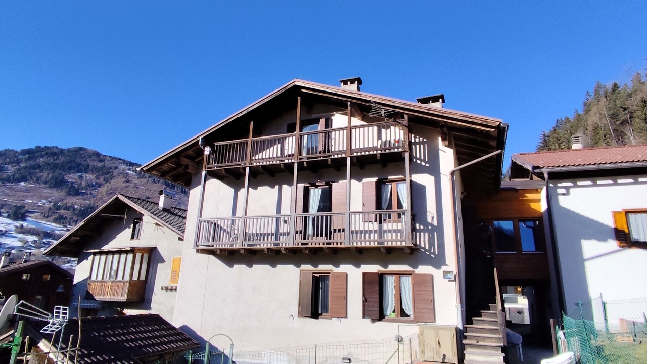 Photo of Outdoor in Prade