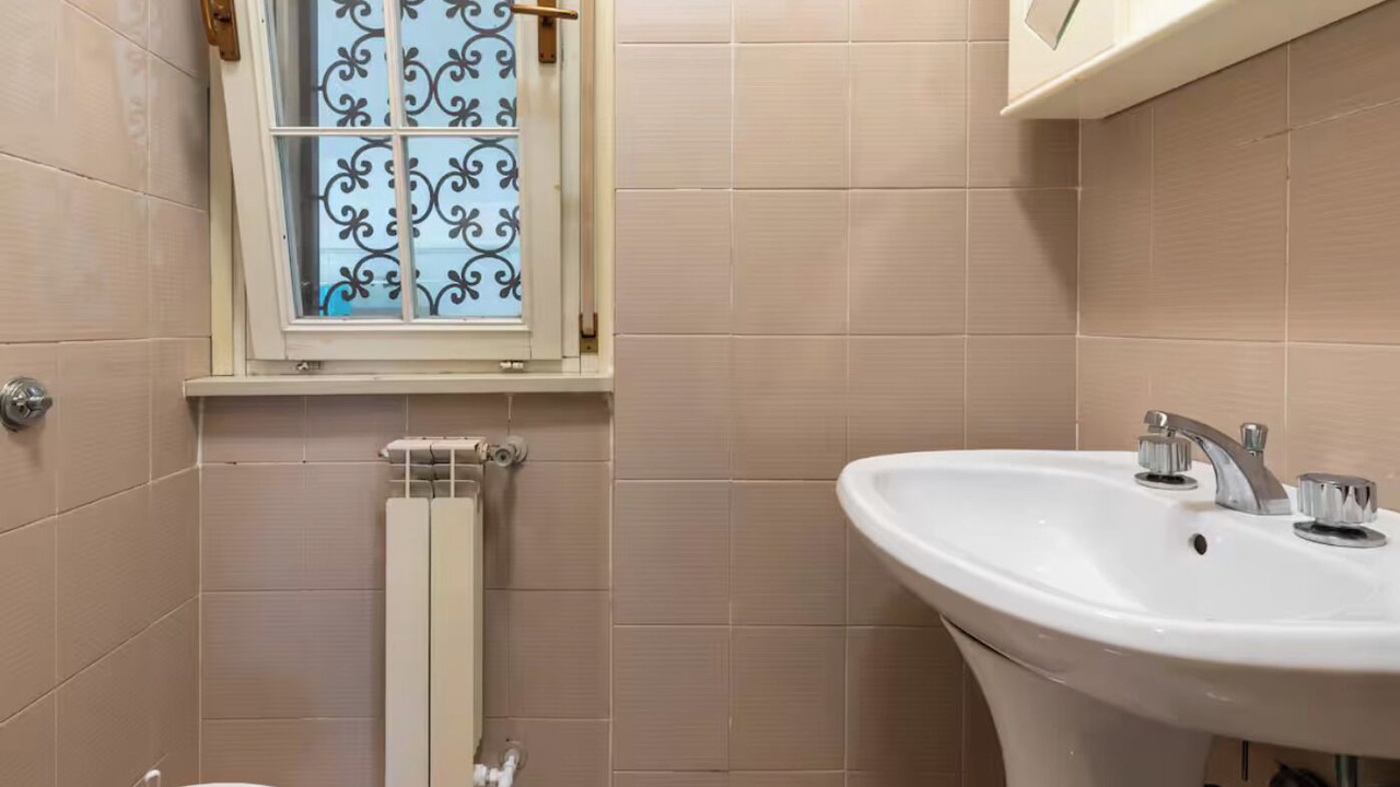 Photo of Bathroom in Fregenae