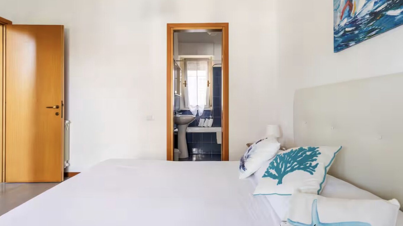Photo of Bedroom in Fregenae