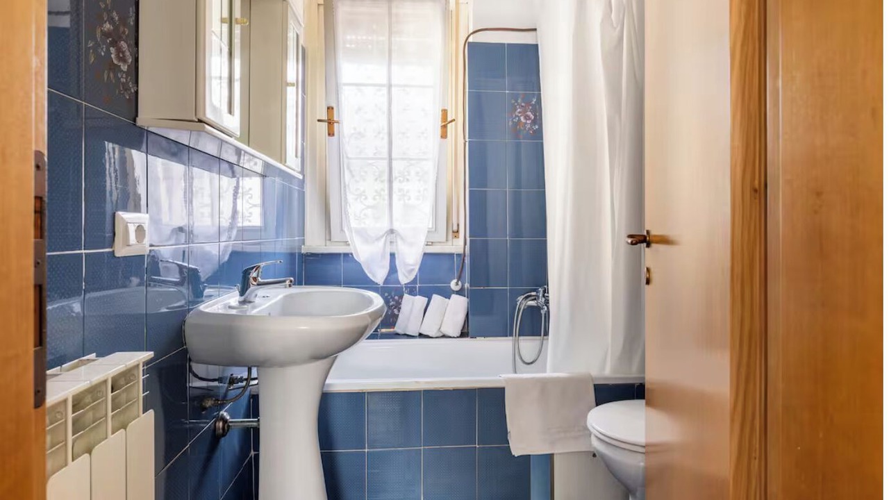 Photo of Bathroom in Fregenae