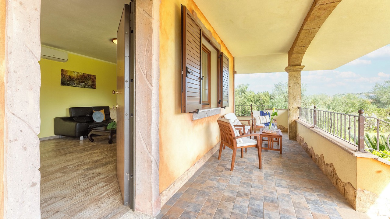 Photo of Patio Balcony in Olmedo