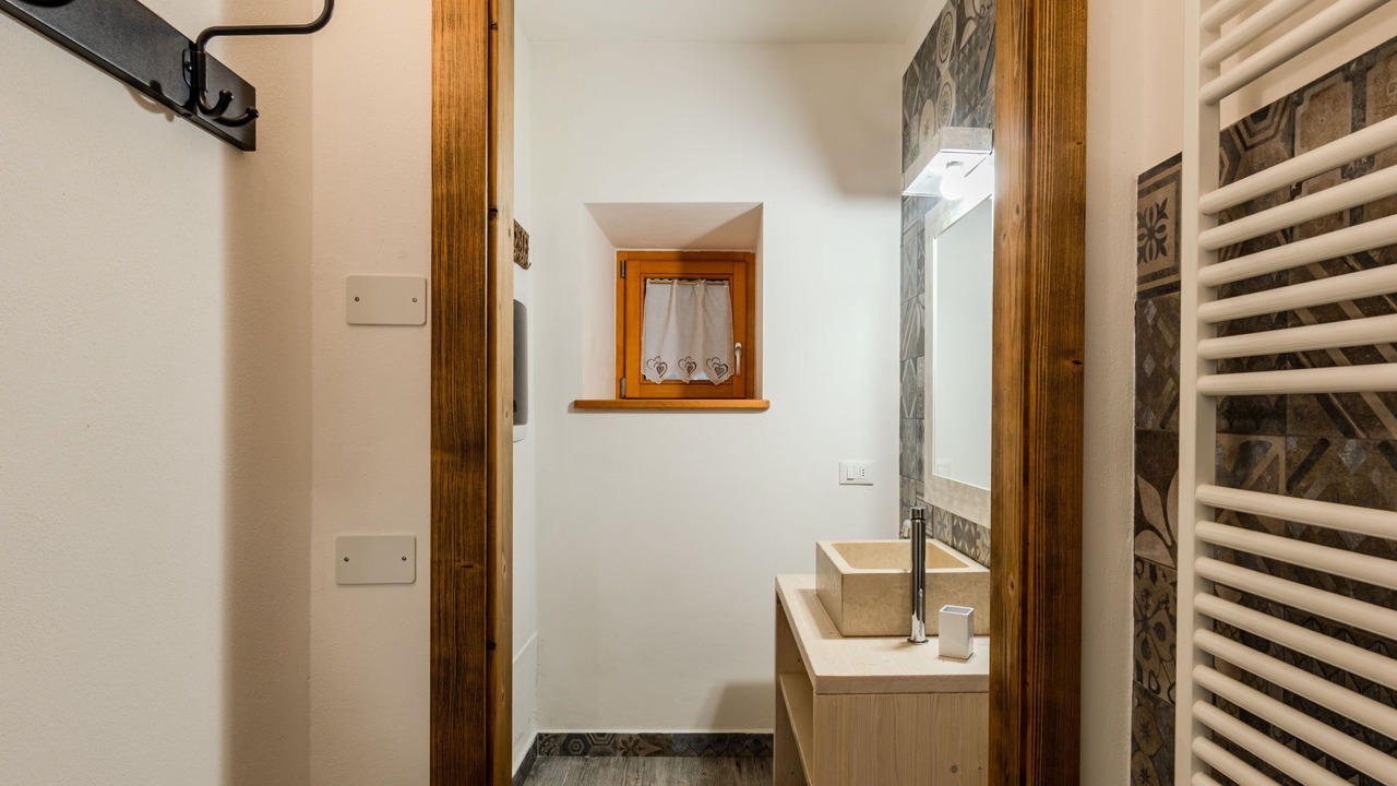 Photo of Bathroom in Carisolo