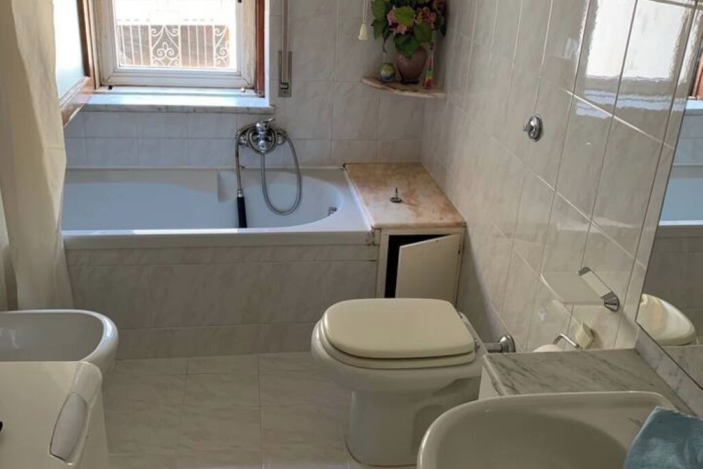 Photo of Bathroom in Policastro Bussentino