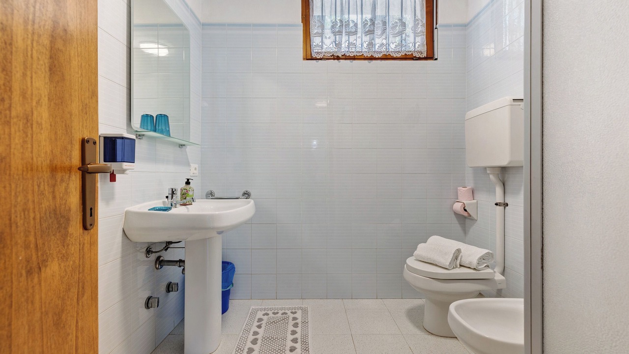 Photo of Bathroom in Assenza