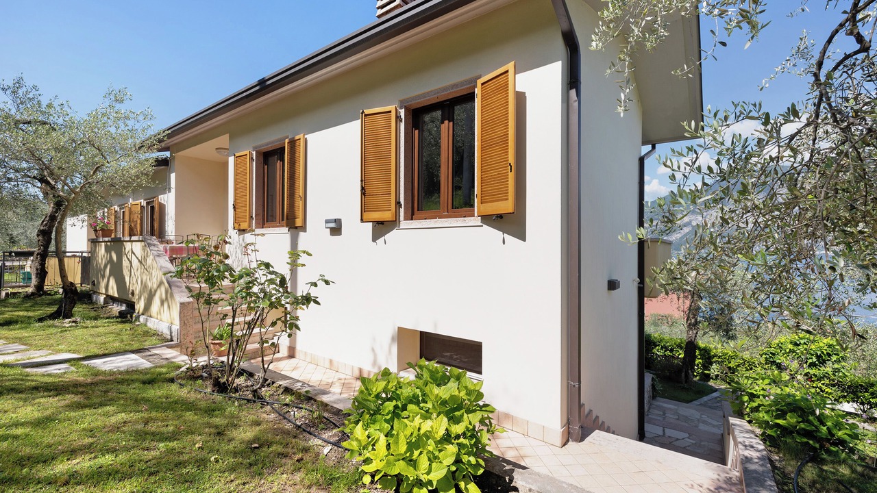 Photo of Outdoor in Assenza