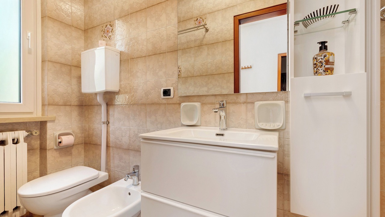 Photo of Bathroom in Assenza