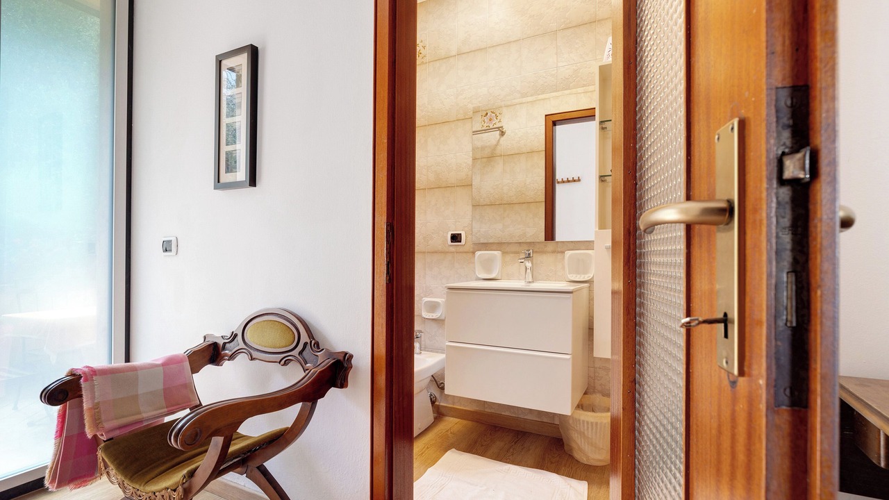 Photo of Bathroom in Assenza