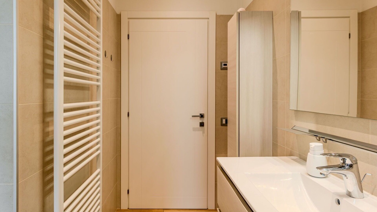 Photo of Bathroom in Dro