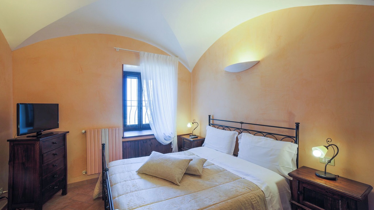 Photo of Bedroom in Bovara