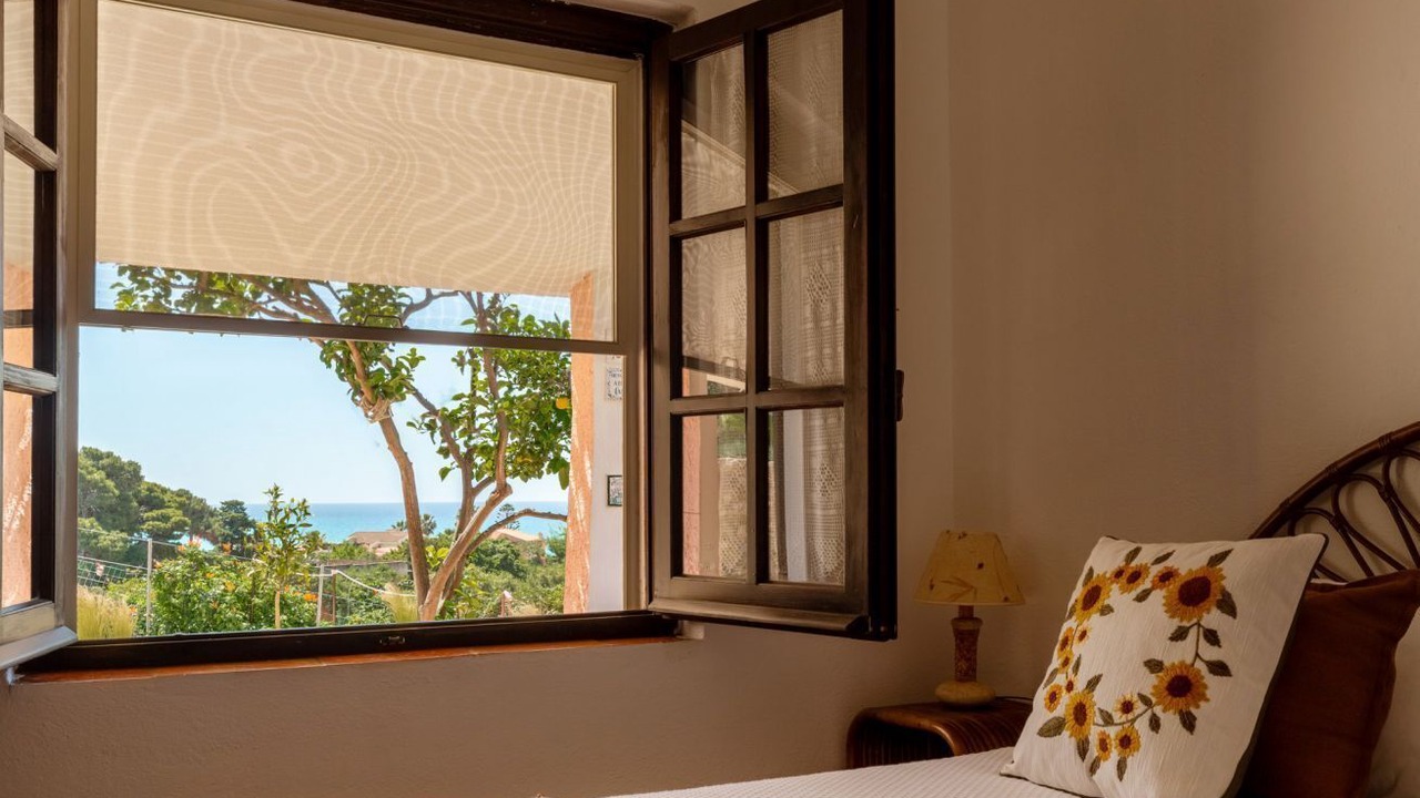 Photo of Bedroom in Solanas