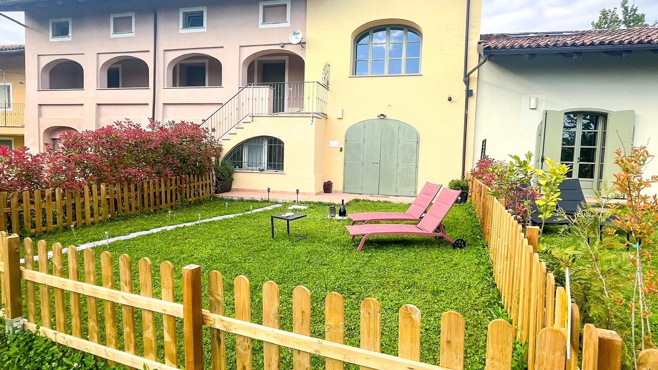 Photo of Outdoor in Novello