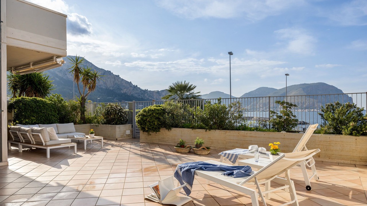 Photo of Patio Balcony in Addaura