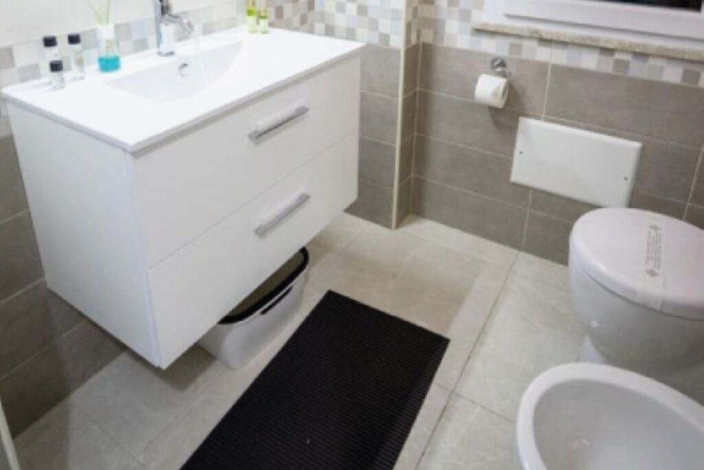 Photo of Bathroom in Catanzaro Lido