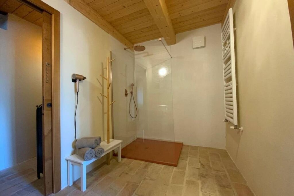 Photo of Bathroom in Pergola