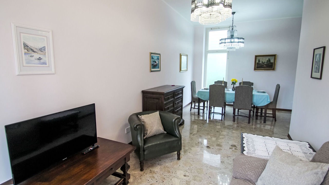 Photo of Bedroom in Pallanza