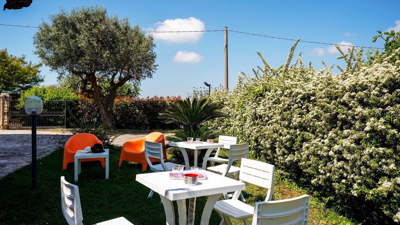 Photo of Outdoor in Alcanterini