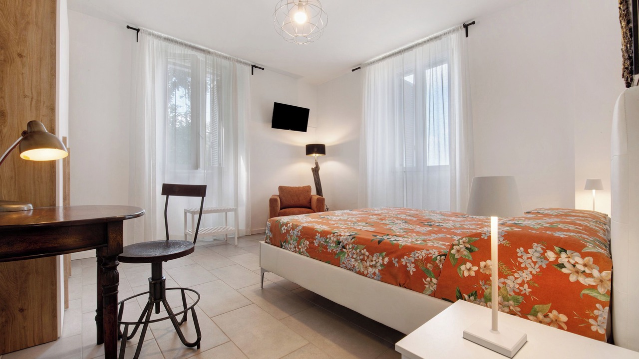 Photo of Bedroom in Senna Comasco