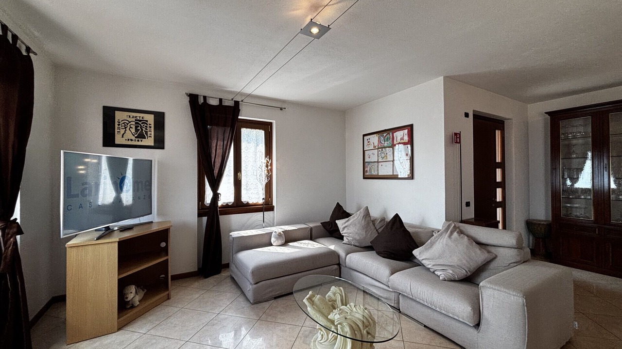 Photo of Livingroom in Stazzona
