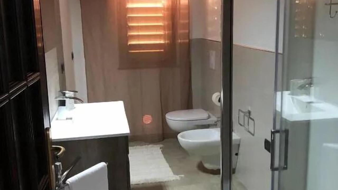 Photo of Bathroom in Gizzeria