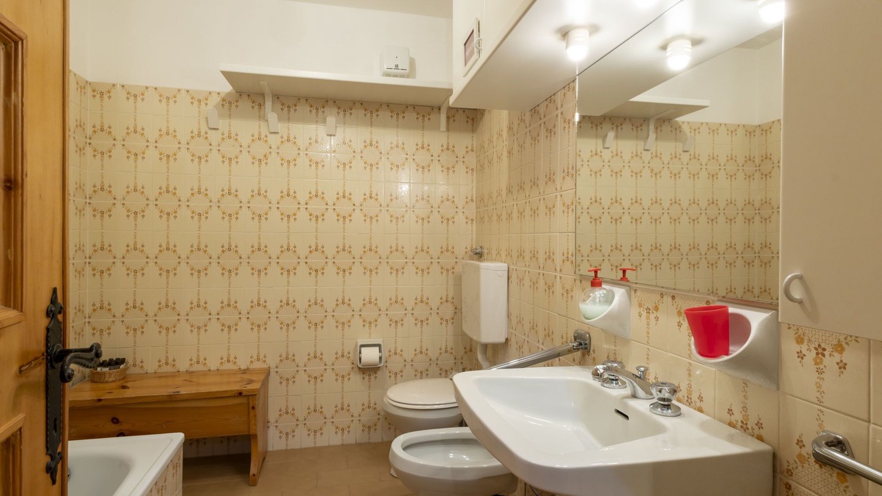 Photo of Bathroom in Madesimo
