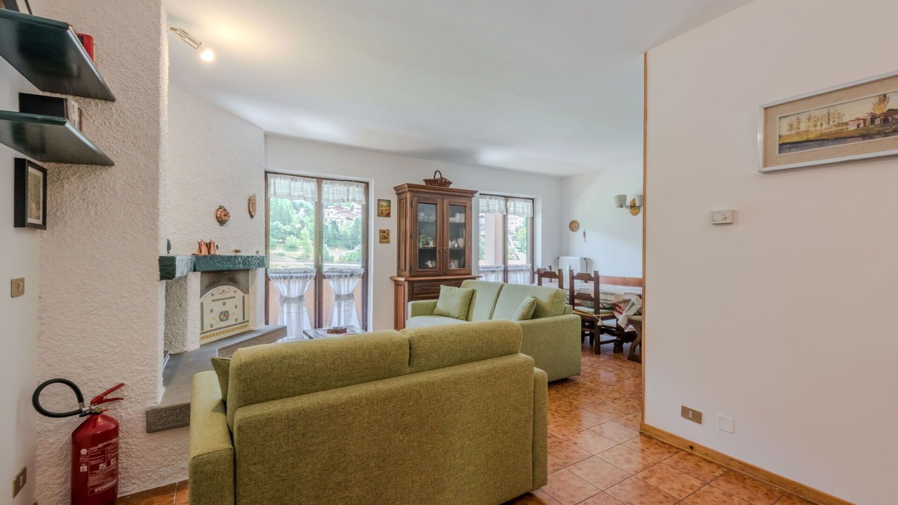 Photo of Bedroom in Strembo