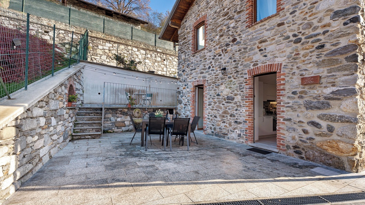 Photo of Outdoor in Comero